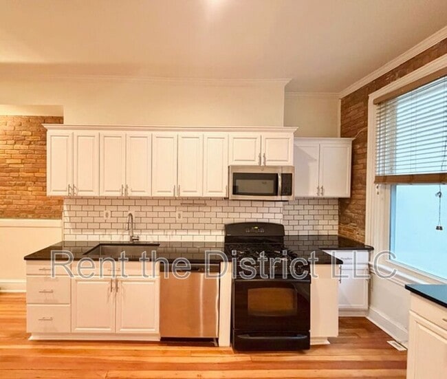 Building Photo - 1532 Kingman Pl NW