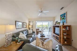 Building Photo - 1325 Mainsail Dr