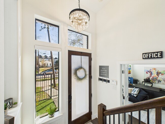 Foto del edificio - 1404 Spring St