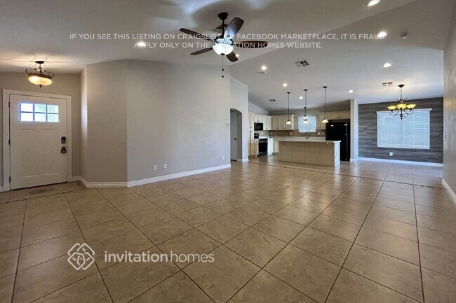 Foto del edificio - 10784 W Flanagan St