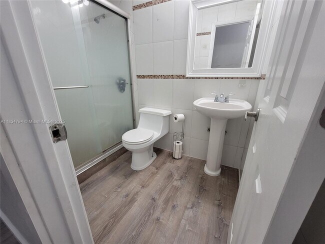 Foto del edificio - 12041 NW 34th Pl