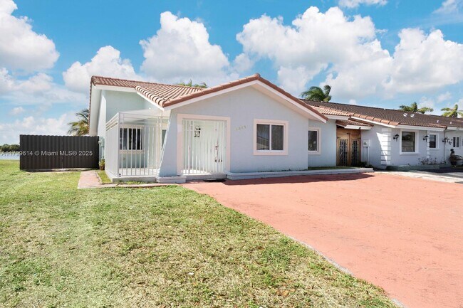 Foto del edificio - 14343 SW 45th Terrace