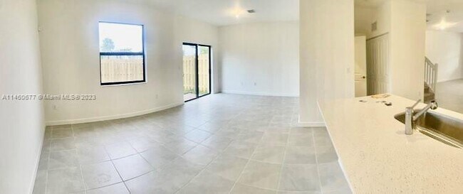 Foto del edificio - 11912 SW 247th Ter