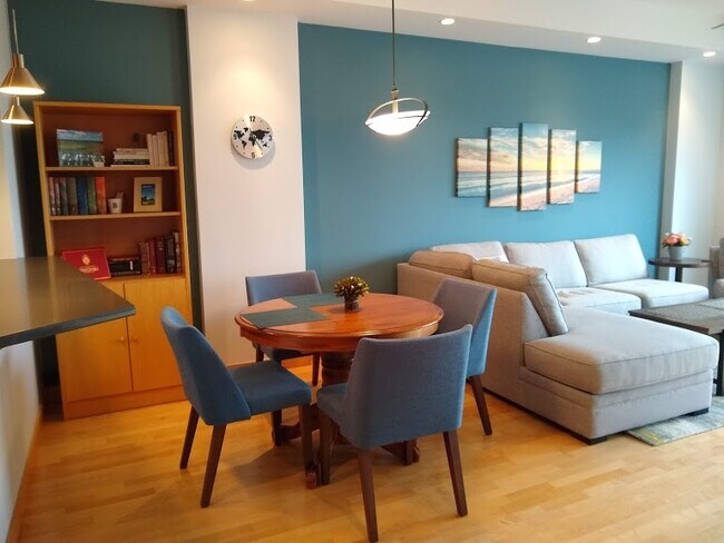 Foto del edificio - 125 N Hamilton St
