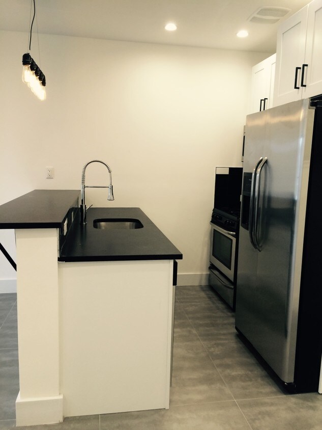 Foto principal - 986 Jefferson Ave
