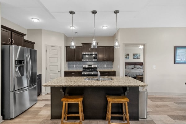 Building Photo - 404 Veronica Ct