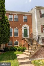 Building Photo - 4822 Pheasant Brook Ln