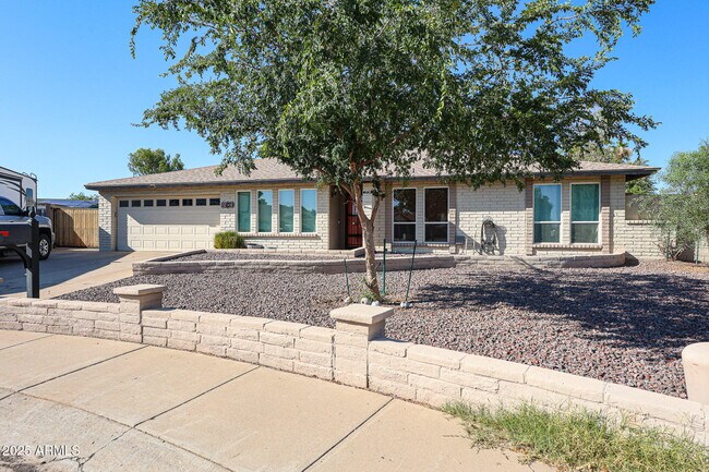 Foto del edificio - 11621 N 39th Dr