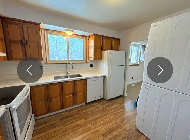 Photo du bâtiment - 20 Lambard Cres