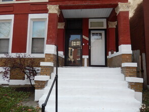 Building Photo - 3424 Hartford St