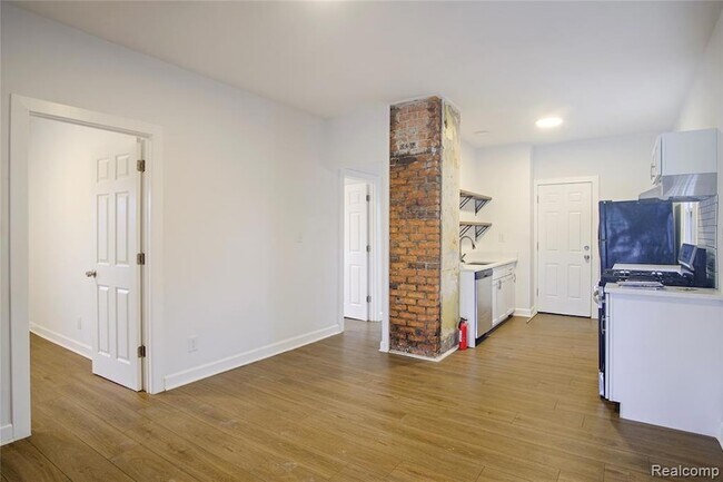 Foto del edificio - 6123 Commonwealth St