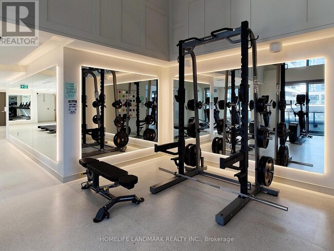 Building Photo - 85 Oneida Crescent