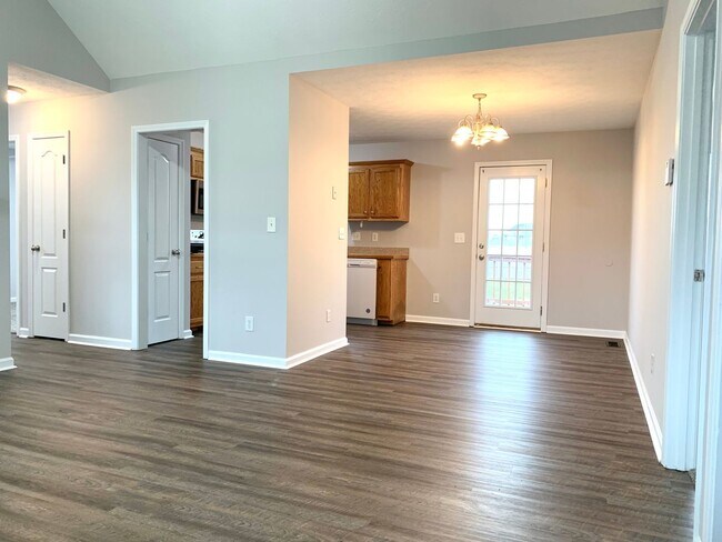 Building Photo - 3794 Bret Dr