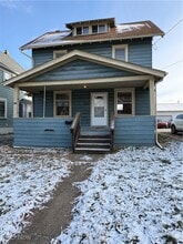 Building Photo - 565 Brown St