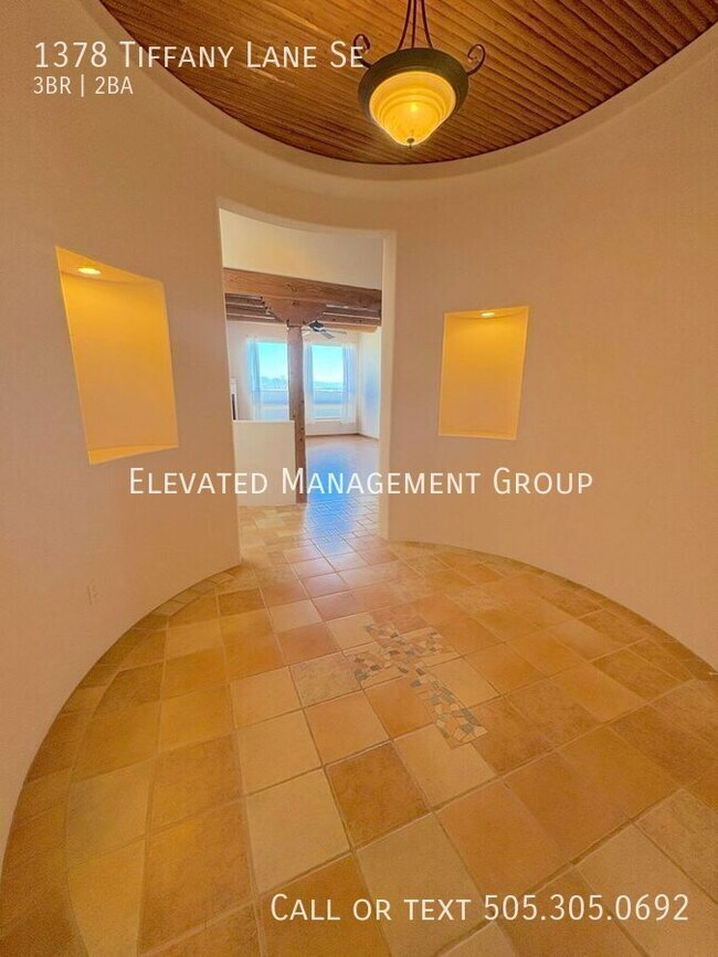 Foto del edificio - 1378 Tiffany Ln SE