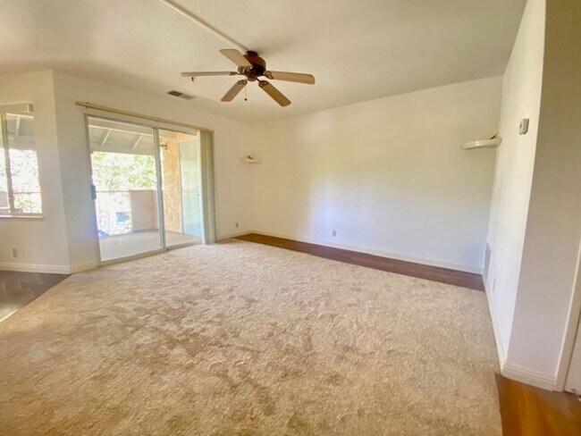 Building Photo - Affordable Move In Ready S. Vasco Condo