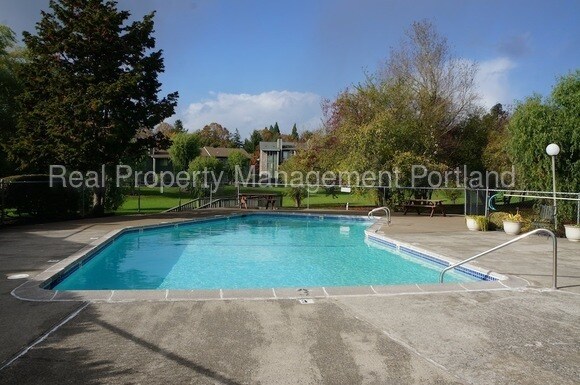 Foto del edificio - 14095 SW Walker Rd