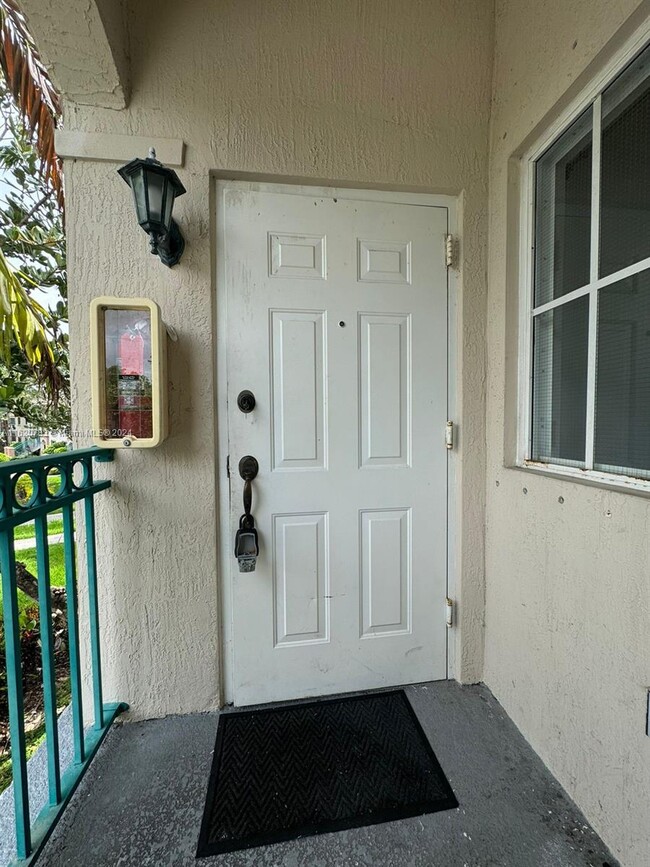Foto del edificio - 2921 SE 13th Ave