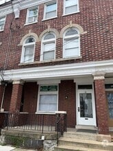 Building Photo - 18 W James St