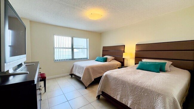 Foto del edificio - 5100 N Ocean Blvd