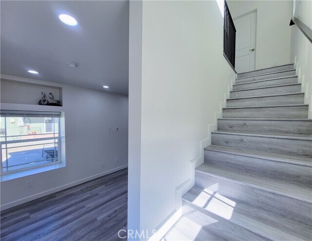 Foto del edificio - 332 E Smith St