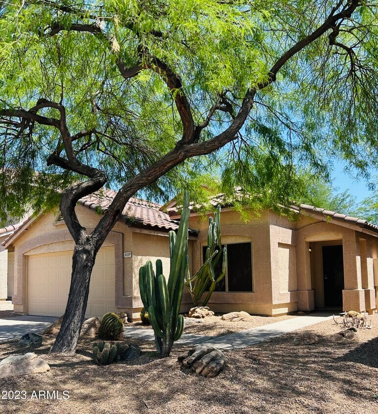 5039 E Peak View Rd, Cave Creek, AZ 85331 House for Rent in Cave