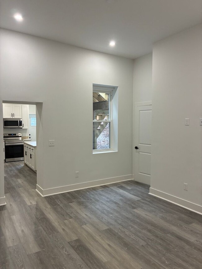 Photo - 1539 Lowrie St Apartment