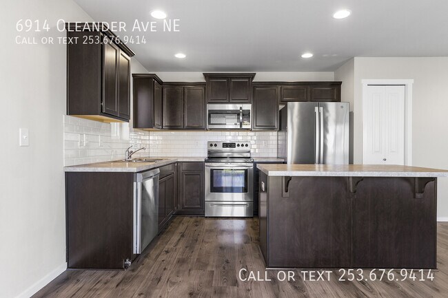 Foto del edificio - 6914 Oleander Ave NE