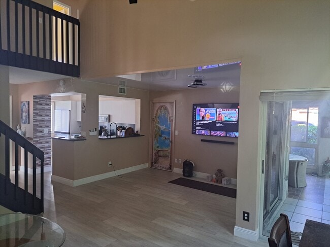 Photo - 1077 SE 6th Ave House