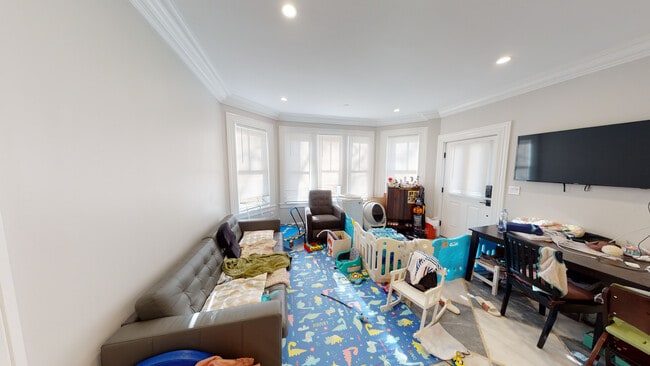 Building Photo - 15 Lanark Rd