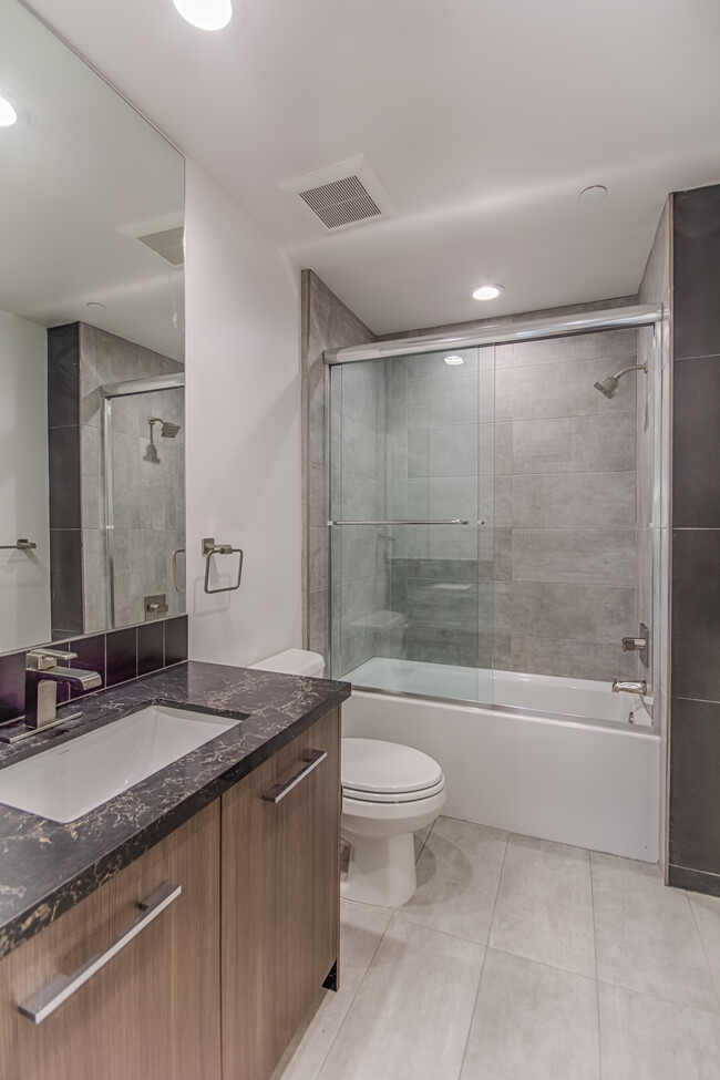 Foto del edificio - 11478 Moorpark St