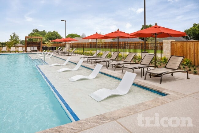 Interior Photo - Tricon Saginaw