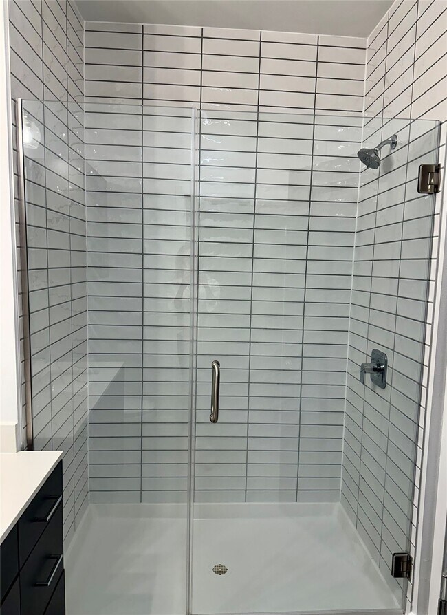 Building Photo - 6400 Washington Ave