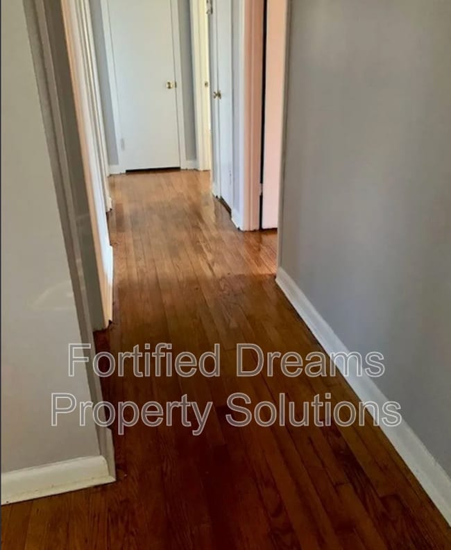 Building Photo - 1801 W Cone Blvd