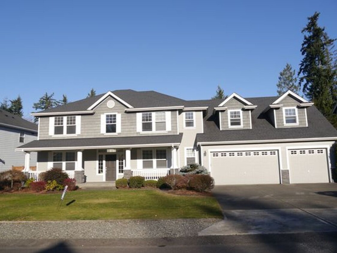 Primary Photo - Beautiful home in quiet Puyallup neighborhood