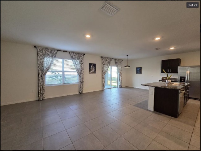 Building Photo - 5977 Briar Rose Wy