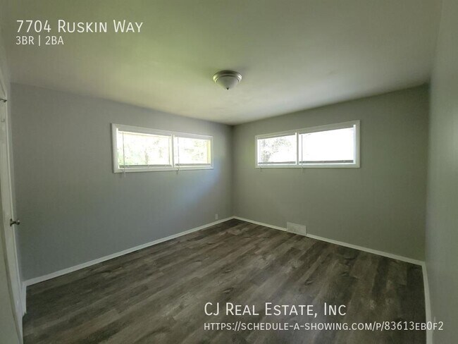 Foto del edificio - 7704 Ruskin Way
