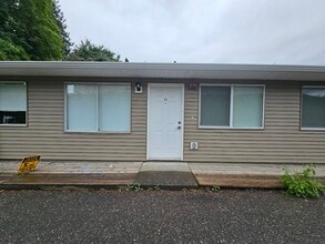 Building Photo - 45790 Lewis Ave