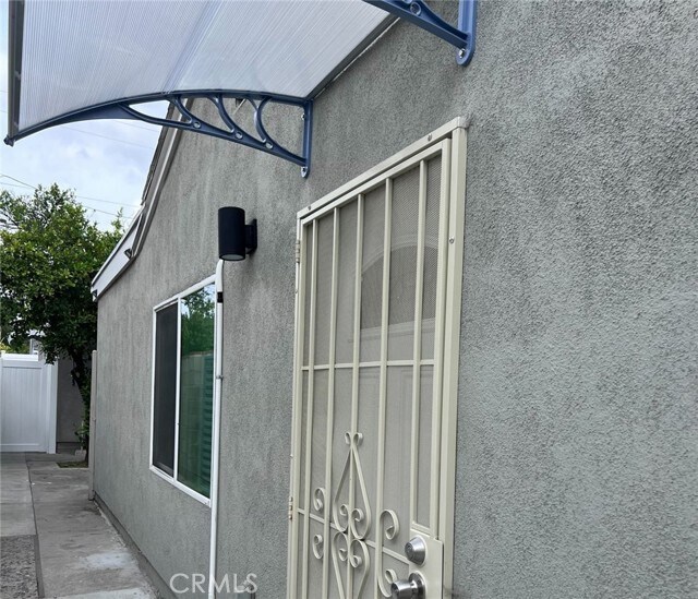 Building Photo - 8846 Moonbeam Ave
