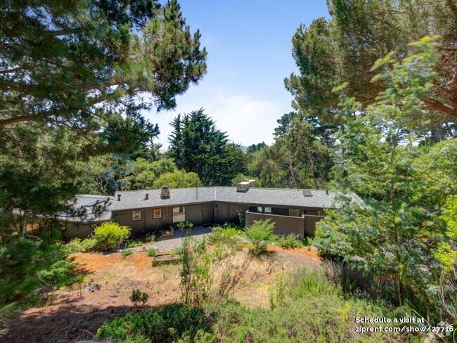 Building Photo - 25970 Canada Dr