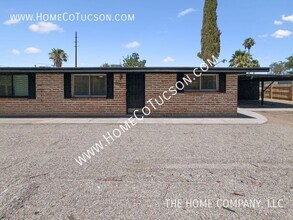 Building Photo - 4537 E Fairmount St