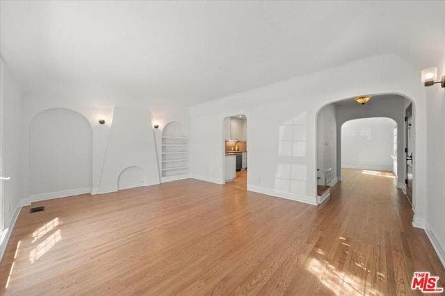 Foto del edificio - 6233 W 6th St