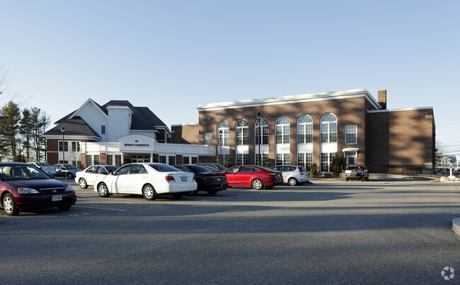 Building Photo - Bessey Commons