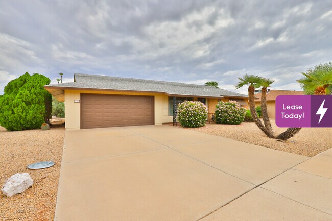 Building Photo - 12518 W Skyview Dr