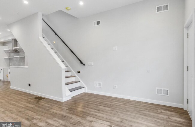 Foto del edificio - 1510 N Myrtlewood St