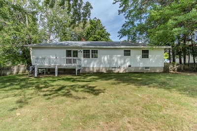 Building Photo - 105 Hounsfield St