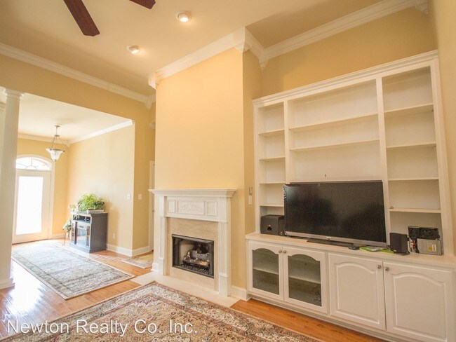 Foto del edificio - 24220 W Clearmont Dr