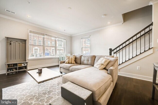 Foto del edificio - 7922 Potter Pl