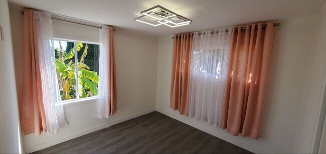 Foto del edificio - 1411 Palm Ave