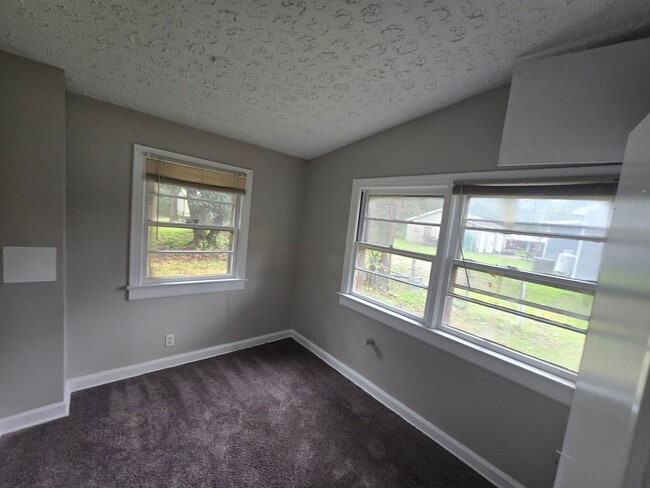 Building Photo - 2 BR DUPLEX IN PRINCE GEORGE COUNTY